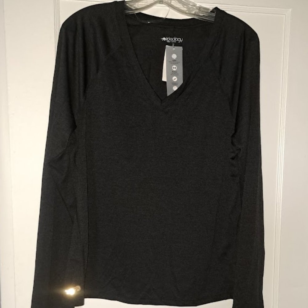 ideology Rapidry Black V neck long sleeve Performance tee shirt XL